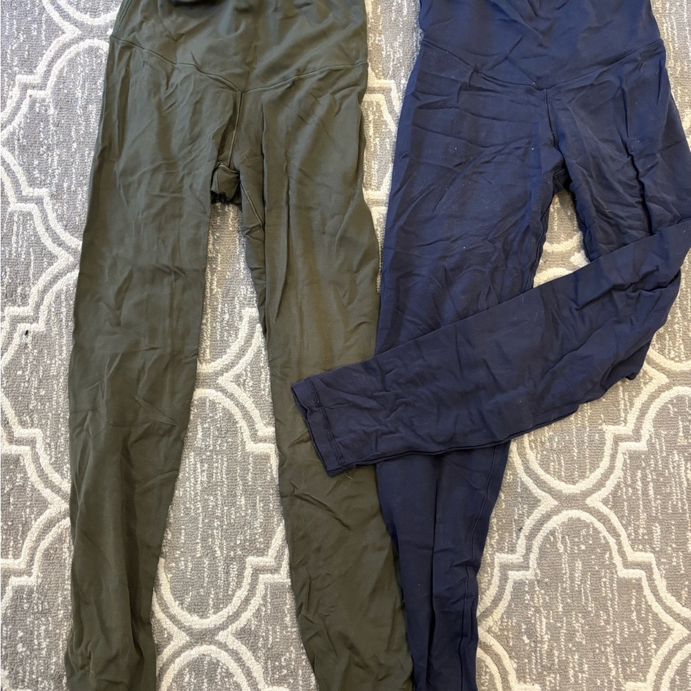 Pair of Aerie Offline 7/8 Leggings